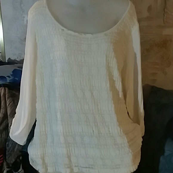 ABG Tops - Pretty light cream top plus size 2X